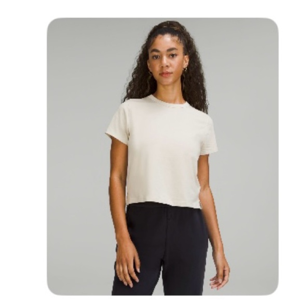 Lululemon Classic Fit Cotton Blend t-shirt